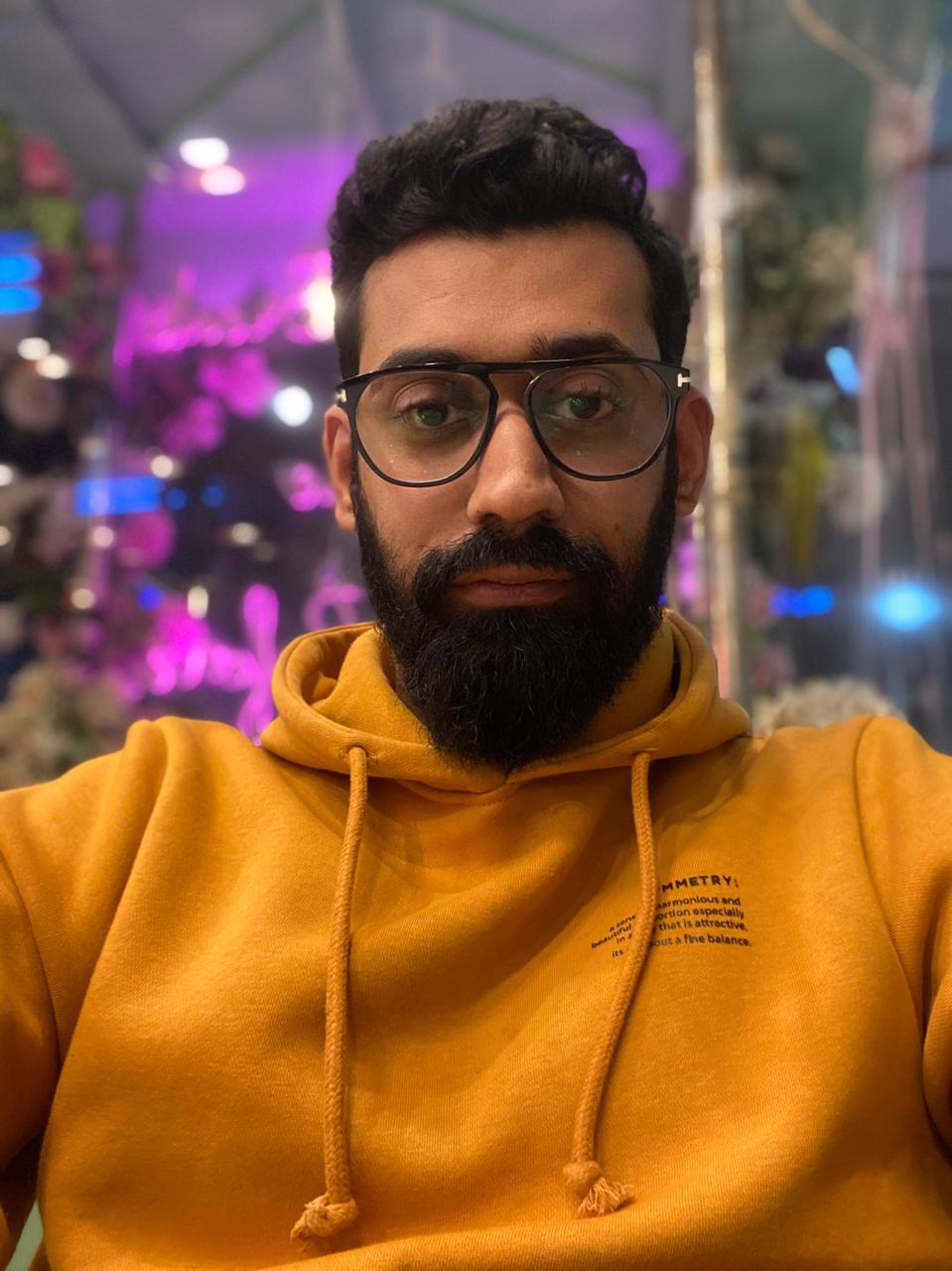 Hamza Riaz